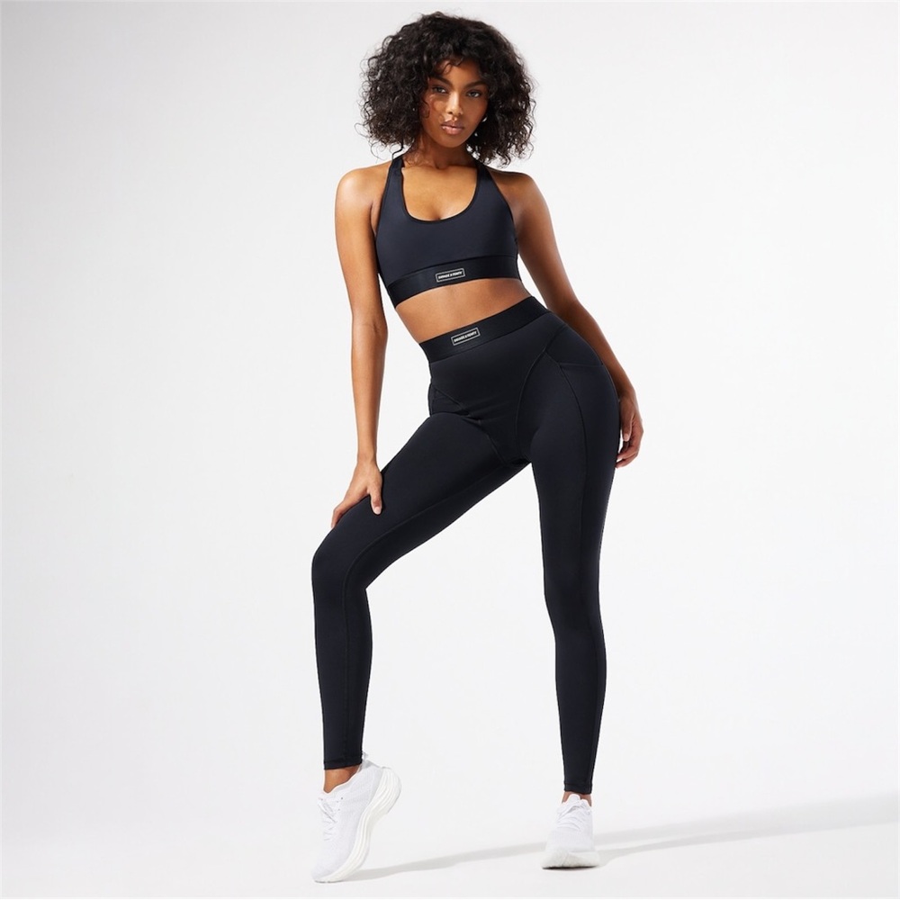 Savage X Fenty Lineup High-Waist Pocket Legging•Black - Picture 2 of 14